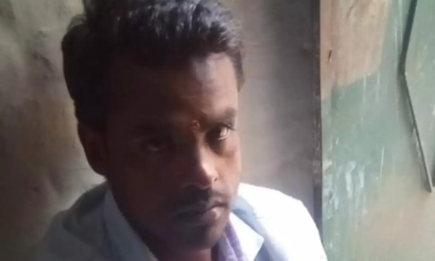 दो बेटों समेत पत्नी की हत्या कर युवक ने की खुदकुशी, सिटी कोतवाली के नजीराबाद में सनसनीखेज घटना