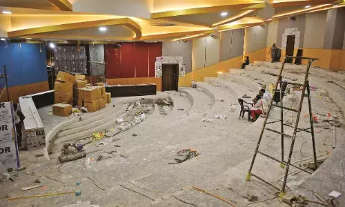 नियोजन भवन फिर विवादों में , 1.34 करोड़ के भुगतान में अटका उद्धाटन नियोजन भवन फिर विवादों में , 1.34 करोड़ के भुगतान में अटका उद्धाटन