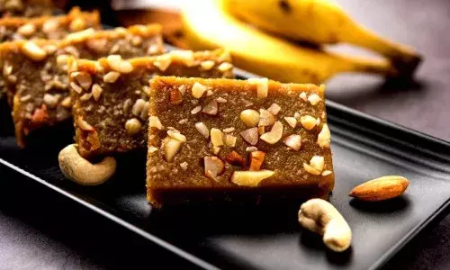 अब जरूरत से ज्यादा पके केलों को फेंकने की बजाय बनाएं यह टेस्टी डिश, बच्चों के साथ बड़ों का भी दिल हो जाएगा खुश