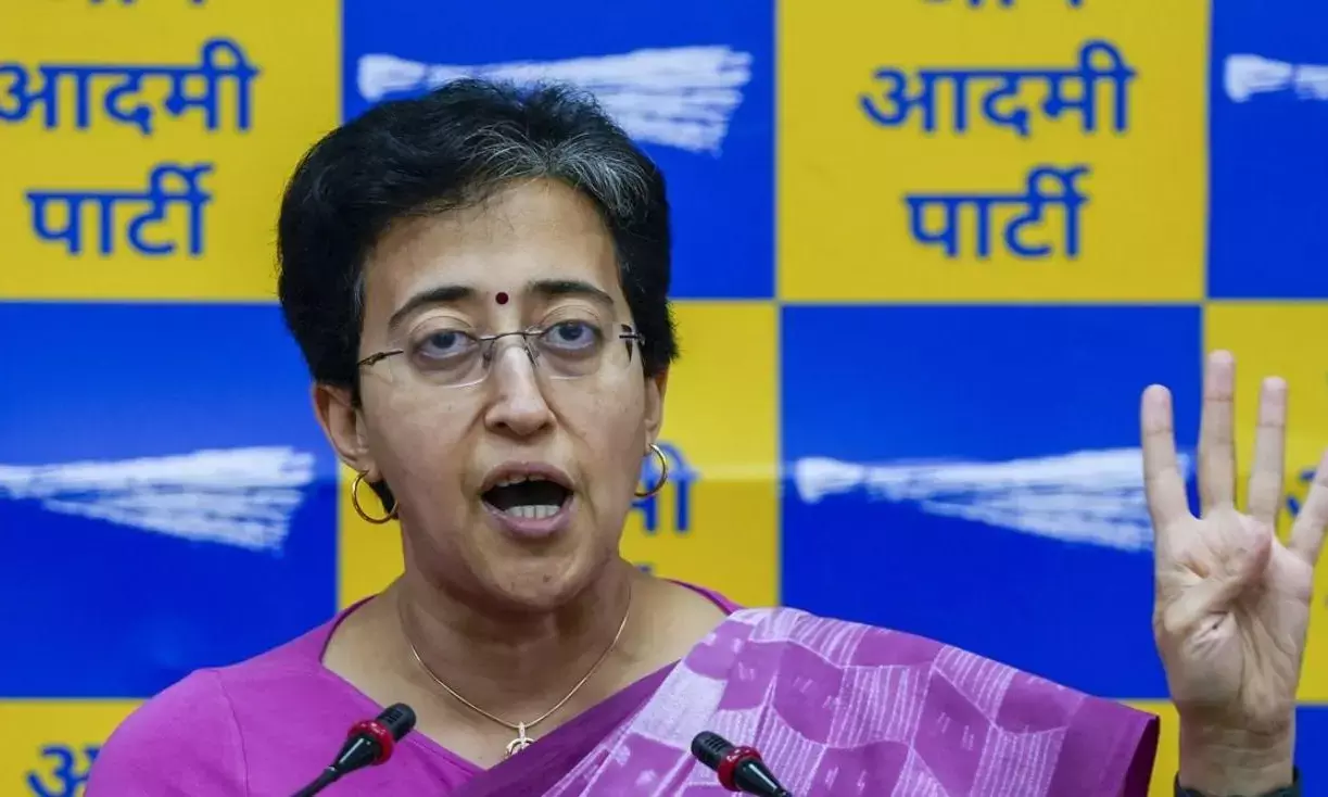 दिल्ली सरकार की मंत्री आतिशी का बीजेपी पर बड़ा आरोप, कहा- केजरीवाल को कुछ हुआ तो..