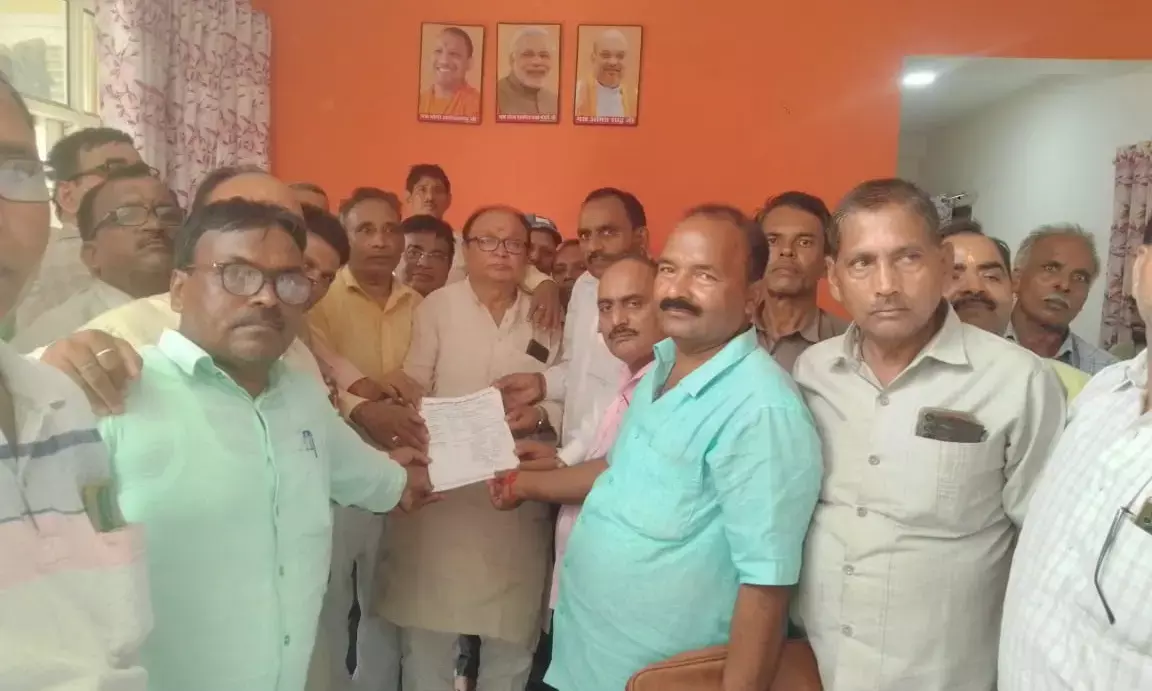 आयुर्वेदिक एवं यूनानी फार्मेसिस्टो ने मांगी पुरानी पेंशन