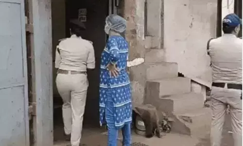 गोदाम का मालिक गिरफ्तार, रायपुर के ठेकेदार से खरीदा था स्क्रैप गोदाम का मालिक गिरफ्तार, रायपुर के ठेकेदार से खरीदा था स्क्रैप