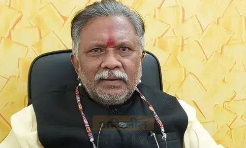 राकांपा के दो गुटों के नेताओं में जुबानी जंग, एक-दूसरे पर लगा रहे आरोप