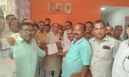 आयुर्वेदिक एवं यूनानी फार्मेसिस्टो ने मांगी पुरानी पेंशन