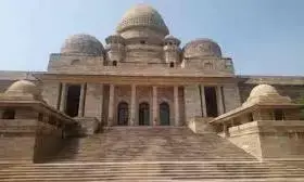 तालिका स्तर पर कपास खरीद केंद्र शुरू करने की नीति स्पष्ट करें, वस्त्रोद्योग विभाग को आदेश