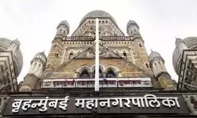 कुर्ला के अवैध होटल-लॉज पर कार्रवाई के मामले में मनपा की चुप्पी, आयुक्त से मांगा जवाब