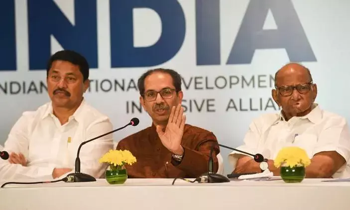 उद्धव ठाकरे और कांग्रेस के बीच सीट बंटवारों को लेकर बढ़ रही तकरार, राज्य में बीजेपी की मुश्किलें भी बरकरार