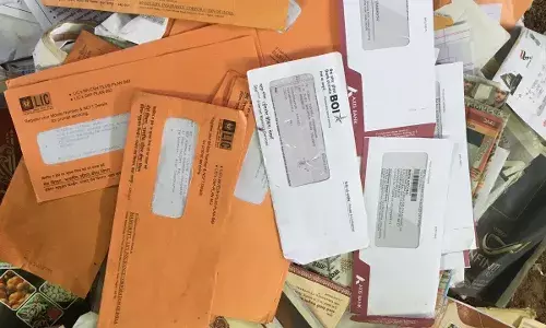 पोस्ट ऑफिस से कबाड़ी की दुकान में पहुंच गए जनता के महत्वपूर्ण दस्तावेज