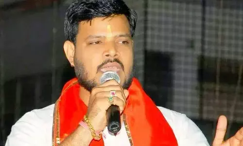विदर्भ में शिवसेना शिंदे गुट का मिशन विधानसभा तैयार, सदस्यता अभियान पर जोर विदर्भ में शिवसेना शिंदे गुट का मिशन विधानसभा तैयार, सदस्यता अभियान पर जोर