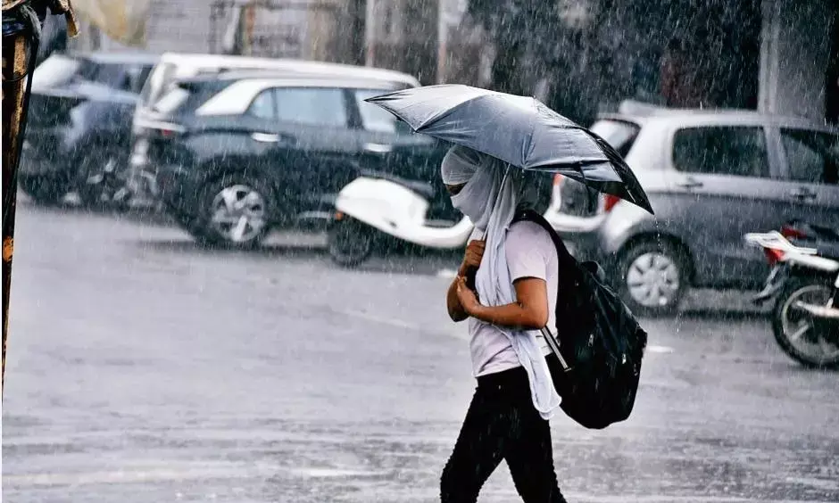 सावन की जोरदार एंट्री, 22 घंटे में हो गई 6 इंच बारिश