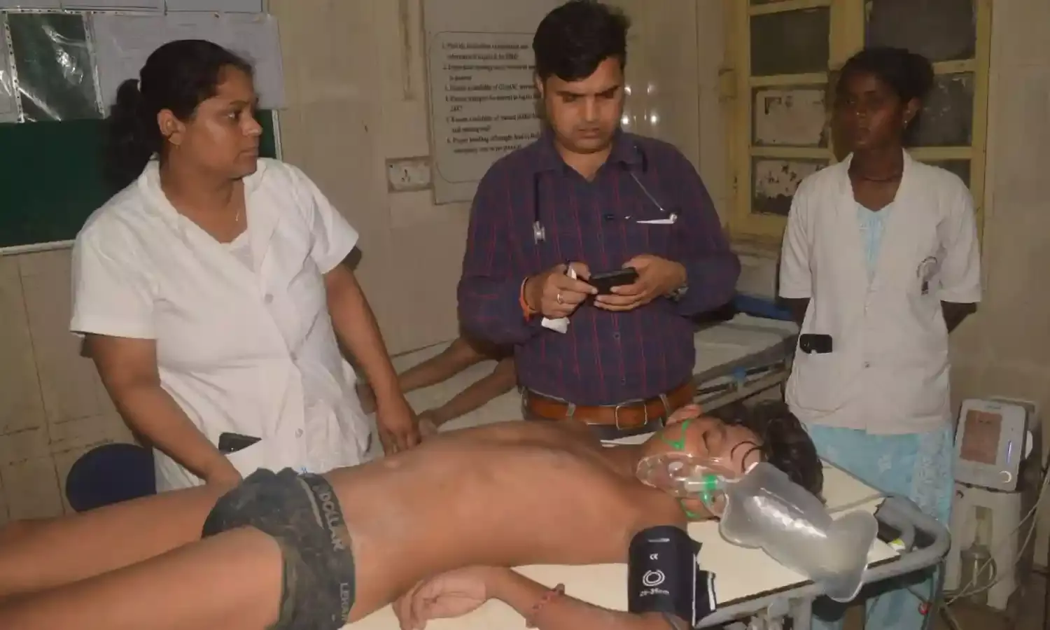 निर्माणाधीन तालाब में डूबने से छोटे भाई की मौत, बड़े भाई की हालत गंभीर