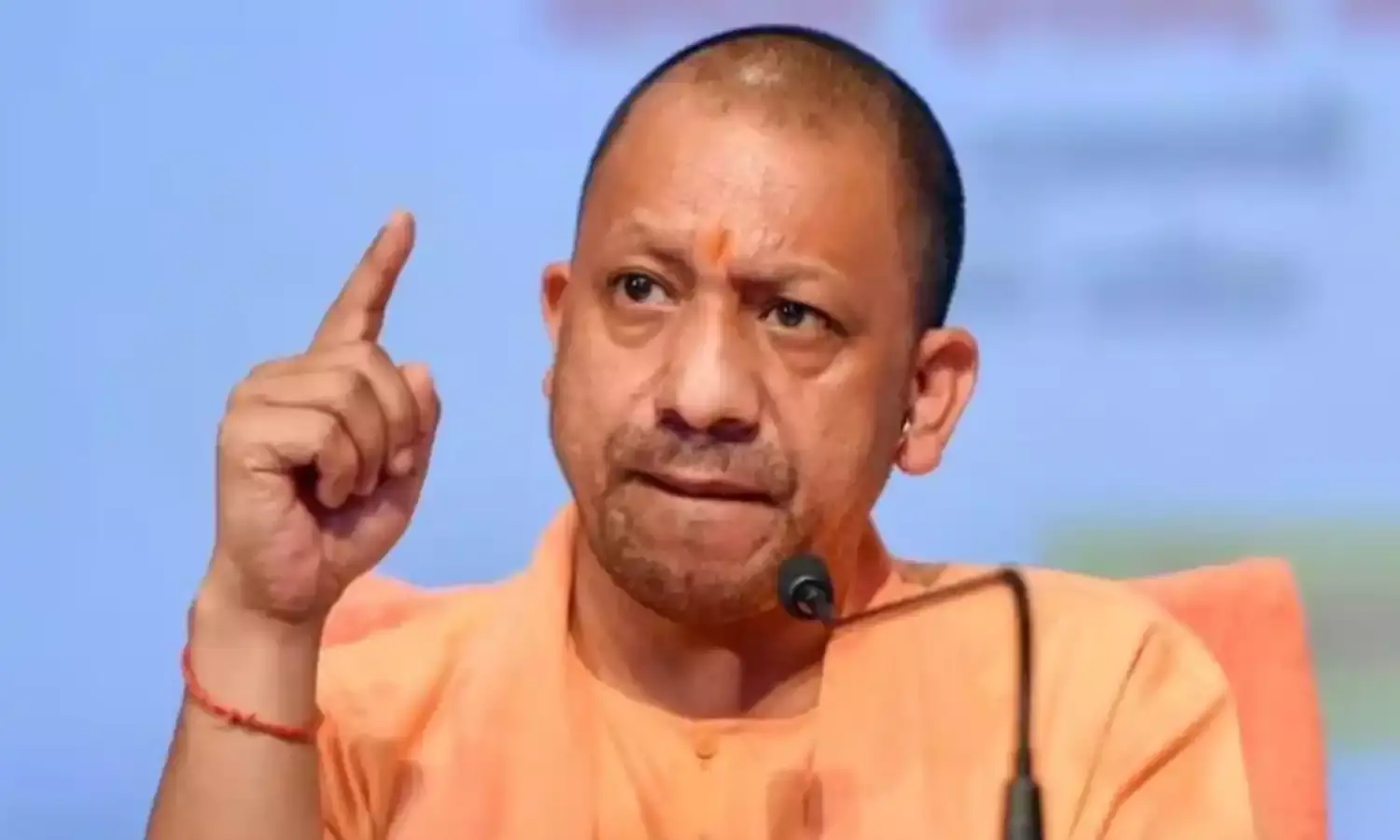 जानिए क्या है यूपी सरकार के स्कूल बंक करने वाले छात्र को लेकर दिए आदेश की सच्चाई?