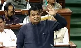 महाराष्ट्र में 1604 किमी लंबी 304 सड़क परियोजनाओं पर चल रहा काम - गडकरी