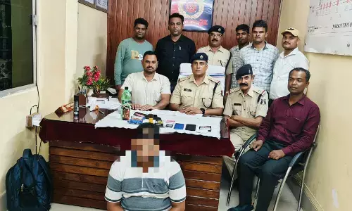 पहले नशीली चीज देकर बेहोश किया, फिर लूट लिया यात्री का सामान पहले नशीली चीज देकर बेहोश किया, फिर लूट लिया यात्री का सामान
