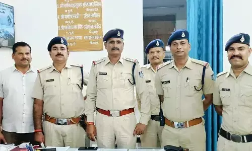 लूट का खुलासा... बाइक सवार लुटेरी गैंग, पुलिस के हत्थे चढ़ी लूट का खुलासा... बाइक सवार लुटेरी गैंग, पुलिस के हत्थे चढ़ी