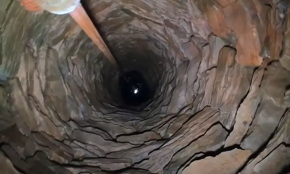 जंगल में है सालों पुराना कुआं, कैमरा भेजा तो मिली खतरनाक जानकारियां, जान कर हो जाएंगे हैरान