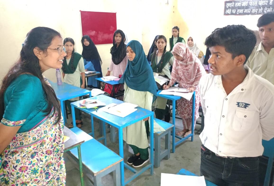 शिक्षा अधिकारी विजेता सूर्यवंशी ने भोपाल के स्कूलों का निरीक्षण किया, दिए 100% उपस्थिति के निर्देश