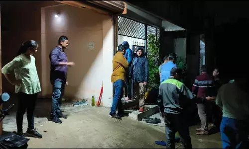 युवासेना जिला प्रमुख के घर पर छापा, 40 कारतूस समेत तलवार जब्त