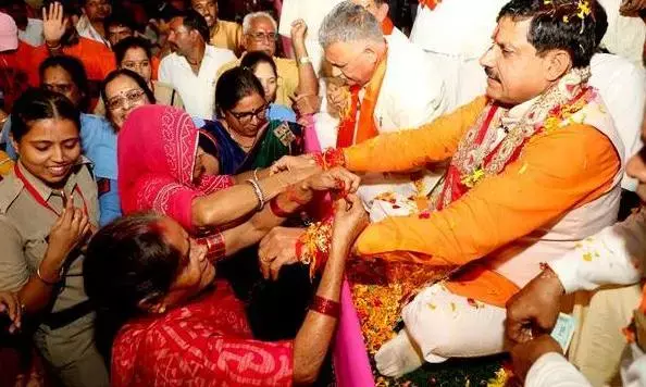 सभी त्यौहार समाज के साथ उत्साह और आनंद के साथ मनाए जायेंगे : मुख्यमंत्री डॉ. यादव