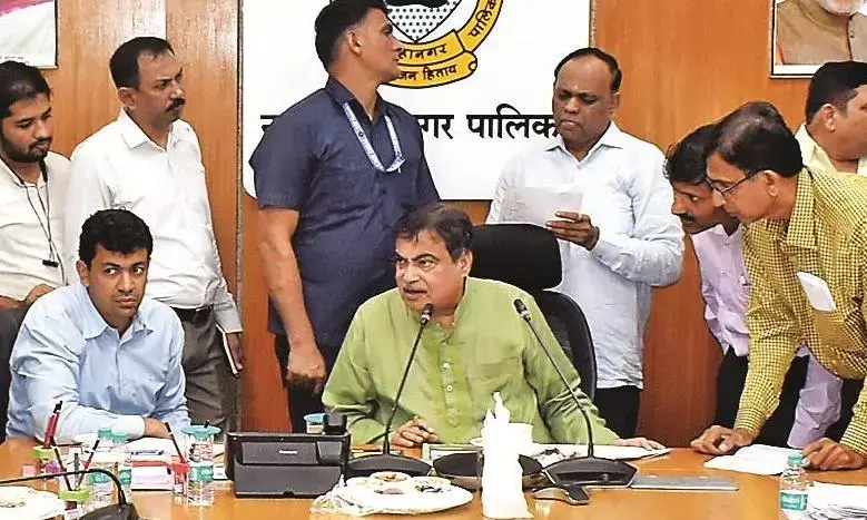 जनता दरबार में शिकायतों का अंबार, इलाकों की समस्याओं से परेशान होकर बिफरे लोग