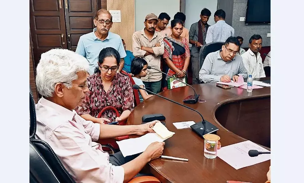 किसी को दो तो किसी को चार लाख मिलनी है सहायता राशि