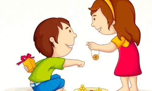 रक्षाबंधन के अवसर पर बहनों को देना है गिफ्ट, तो ले सकते हैं इन आईडियाज से मदद