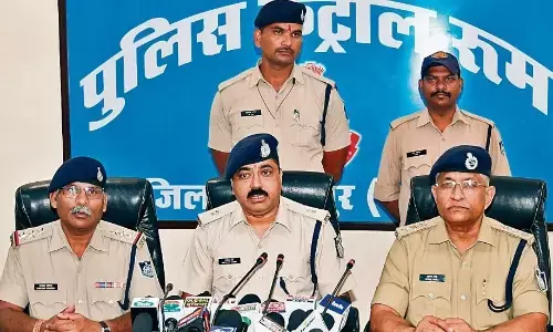 प्रेम-प्रसंग के चलते की प्रेमिका के पति की हत्या प्रेम-प्रसंग के चलते की प्रेमिका के पति की हत्या