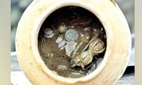 पत्थरों के बीच देखने मिला अजीब निशान, खुदाई करने पर मिली ऐसी चीज जिसे देखकर सब हो गए हैरान!