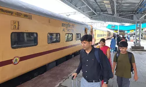 एसईसीआर रेलवे के निर्णय से शहडोल में कम होती जा रही कर्मचारियों की संख्या एसईसीआर रेलवे के निर्णय से शहडोल में कम होती जा रही कर्मचारियों की संख्या