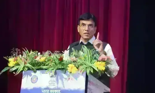 रक्षा खडसे ने स्वयंसेवकों की तारीफ की, डॉ मांडविया ने कहा - सेवा हमारी संस्कृति का हिस्सा