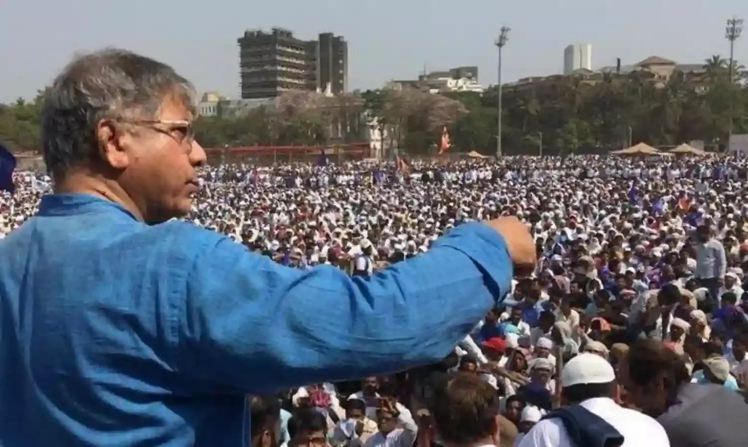 प्रकाश आंबेडकर की पार्टी को बड़ी राहत, गैस सिलेंडर चिन्ह पर लड़ेंगे विधानसभा चुनाव