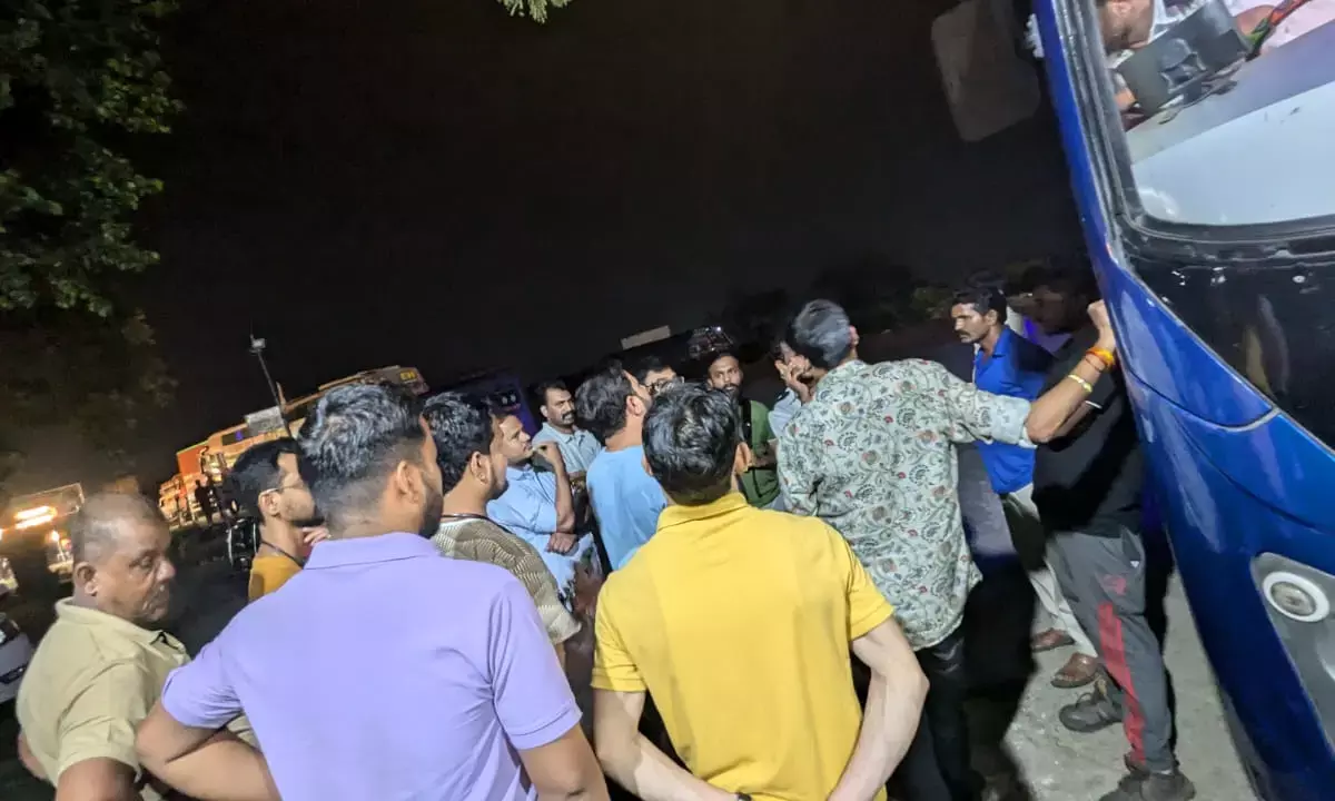 नागपुर-मुंबई निजी बसों का जानिए क्या है हाल- एसी का टिकट लेकर कराया नॉन एसी में सफर