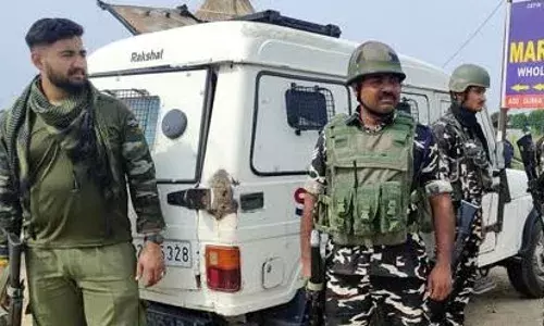उधमपुर में आतंकियों ने सैन्य बलों पर की धुंआधार फायरिंग, घटना में CRPF इंस्पेक्टर शहीद उधमपुर में आतंकियों ने सैन्य बलों पर की धुंआधार फायरिंग, घटना में CRPF इंस्पेक्टर शहीद