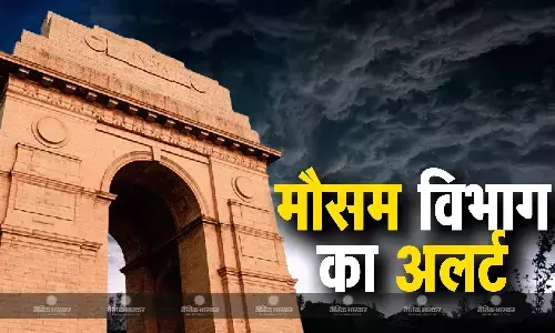 दिल्ली-एनसीआर में बारिश, सड़कों पर भरा पानी, जलभराव और जाम से लोग बेहाल, IMD का बारिश को लेकर अलर्ट जारी
