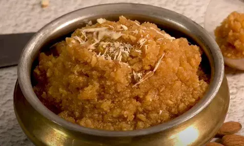 जन्माष्टमी पर लड्डू गोपाल को लगाएं घी से लथपथ ये स्वादिष्ट भोग, प्रसाद पाकर आपका मन भी हो जाएगा प्रसन्न जन्माष्टमी पर लड्डू गोपाल को लगाएं घी से लथपथ ये स्वादिष्ट भोग, प्रसाद पाकर आपका मन भी हो जाएगा प्रसन्न