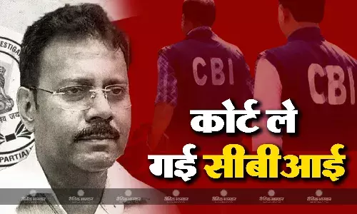 आरजी कर के पूर्व प्रिंसिपल डॉ. संदीप घोष और 4 इंटर्न को सियालदह कोर्ट ले गई सीबीआई आरजी कर के पूर्व प्रिंसिपल डॉ. संदीप घोष और 4 इंटर्न को सियालदह कोर्ट ले गई सीबीआई