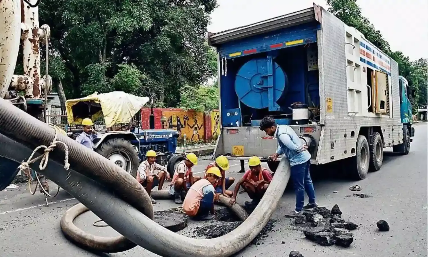 18 साल बीते, अभी पूरी बिछ भी नहीं पाई और चोक होने लगी सीवर लाइन