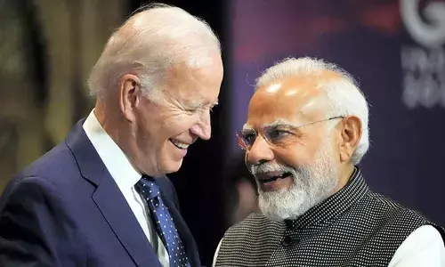 पीएम मोदी ने जो बाइडेन से कॉल पर की बात, यूक्रेन में जारी युद्ध पर भी की चर्चा पीएम मोदी ने जो बाइडेन से कॉल पर की बात, यूक्रेन में जारी युद्ध पर भी की चर्चा