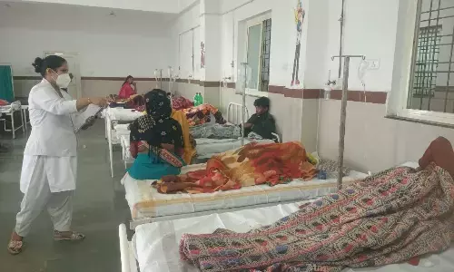 ग्राम बोरपानी में दूषित पानी पीने से 30 से अधिक लोगों की तबीयत बिगड़ी, सिविल अस्पताल में उपचार जारी