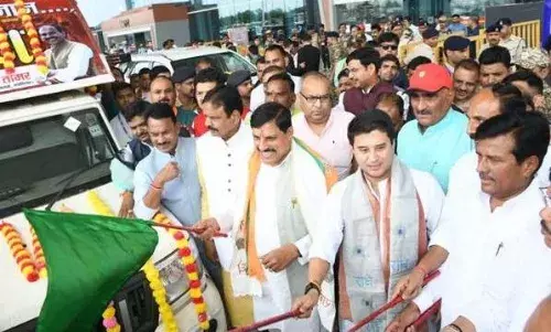 मुख्यमंत्री डॉ. यादव ने पशु सेवा रथ को हरी झंडी दिखाकर रवाना किया
