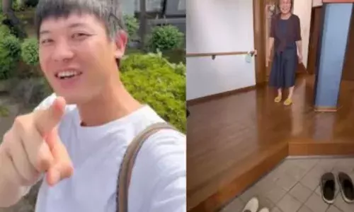 फर्राटेदार हिंदी बोलते हुए दिखाया जापानी लड़के ने अपने नानी का घर, लोग हो रहे हैं हैरान फर्राटेदार हिंदी बोलते हुए दिखाया जापानी लड़के ने अपने नानी का घर, लोग हो रहे हैं हैरान