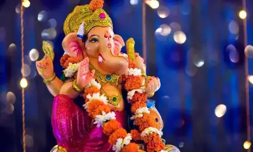 गणेश चतुर्थी में घर पर स्थापित करने वाले हैं गणेश जी की प्रतिमा, तो इन बातों का रखें खास ध्यान गणेश चतुर्थी में घर पर स्थापित करने वाले हैं गणेश जी की प्रतिमा, तो इन बातों का रखें खास ध्यान