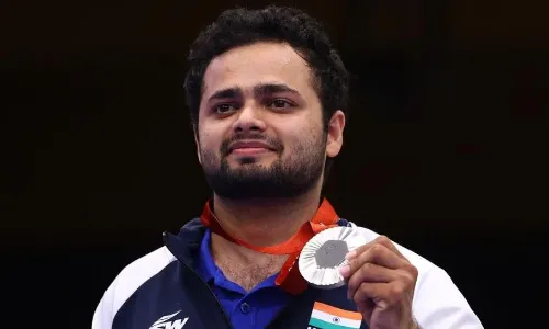 भारत को मिला चौथा मेडल, मनीष नरवाल ने शूटिंग में जीता सिल्वर, पीएम मोदी ने दी बधाई