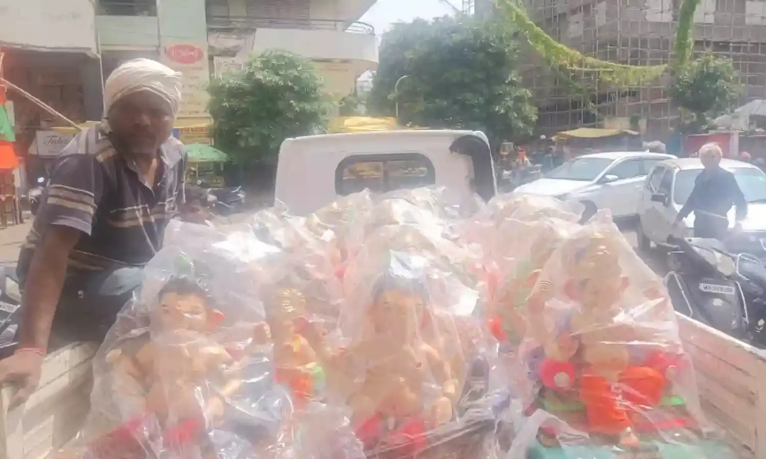 3 स्थानों से 156 पीओपी मूर्तियां की गई हैं जब्त, एनडीएस की कार्रवाई जारी
