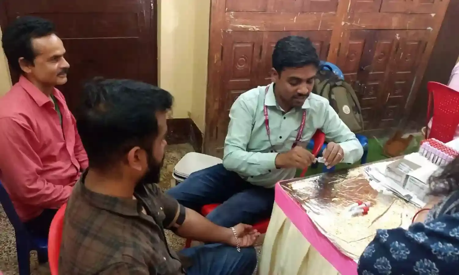 श्री प्राणनाथ जी मंदिर ट्रस्ट व जिला अस्पताल के तत्वाधान में आयोजित हुआ चिकित्सा शिविर