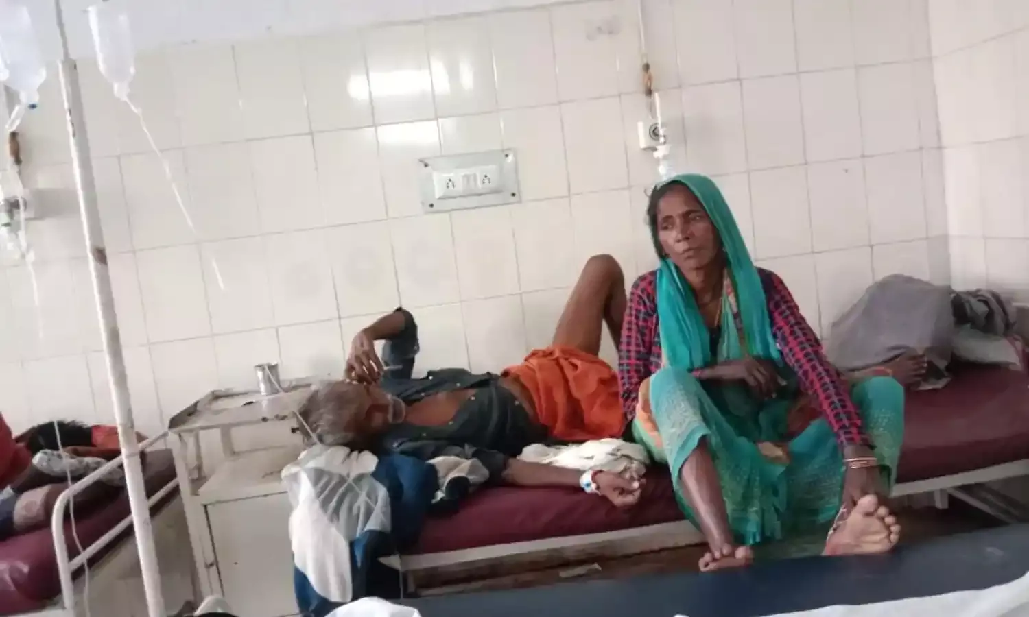 देवरीपुरवा में उल्टी-दस्त का प्रकोप जारी, चार नये मरीज अस्पताल में कराये गए भर्ती