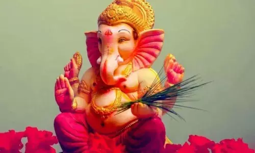 क्यों मनाई जाती है गणेश चतुर्थी? चलिए जानते हैं इसकी मुख्य वजह और महत्व को क्यों मनाई जाती है गणेश चतुर्थी? चलिए जानते हैं इसकी मुख्य वजह और महत्व को