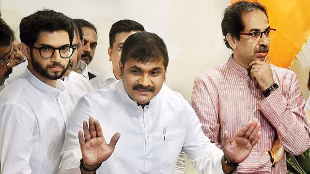 महाआघाडी में कब हो सीटों का बंटवारा, खड़से बोले -  नहीं तो शरद गुट के लिए काम शुरू करूंगा