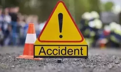 ट्रक की चपेट में आए बाइक सवार ससुर-दामाद, दोनों की मौत, हर्रई के बाघदेव घाटी में हुआ भीषण हादसा ट्रक की चपेट में आए बाइक सवार ससुर-दामाद, दोनों की मौत, हर्रई के बाघदेव घाटी में हुआ भीषण हादसा