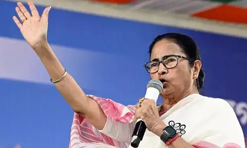 सुप्रीम कोर्ट में गृह मंत्रालय ने दाखिल की रिपोर्ट, ममता सरकार पर लगाए कई गंभीर आरोप सुप्रीम कोर्ट में गृह मंत्रालय ने दाखिल की रिपोर्ट, ममता सरकार पर लगाए कई गंभीर आरोप